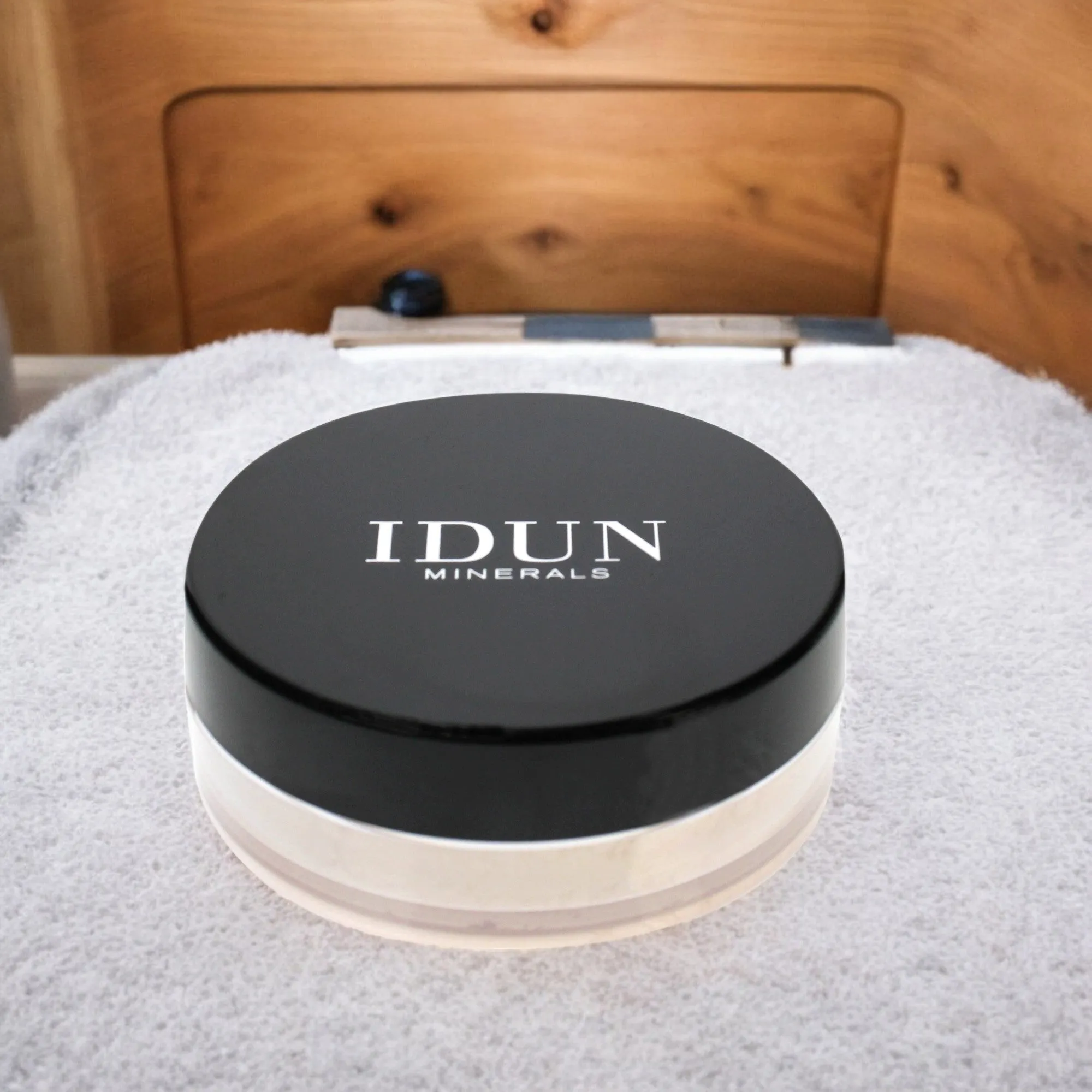 Mineral Powder Foundation SPF 15 - 031 Jorunn by Idun Minerals for Women - 0.25 oz Foundation